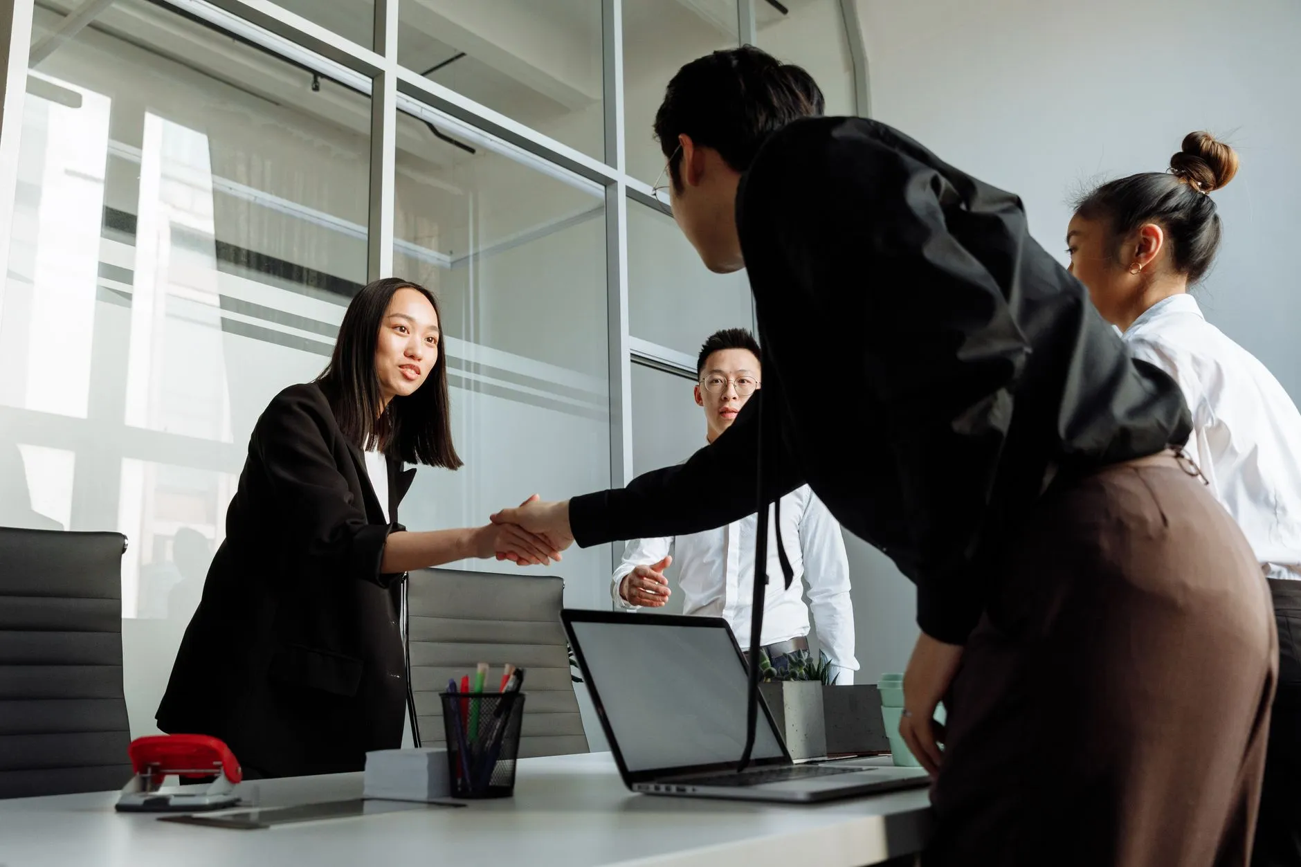 电子签章软件光盘与数字证书软件在企业合同管理中的应用场景解析